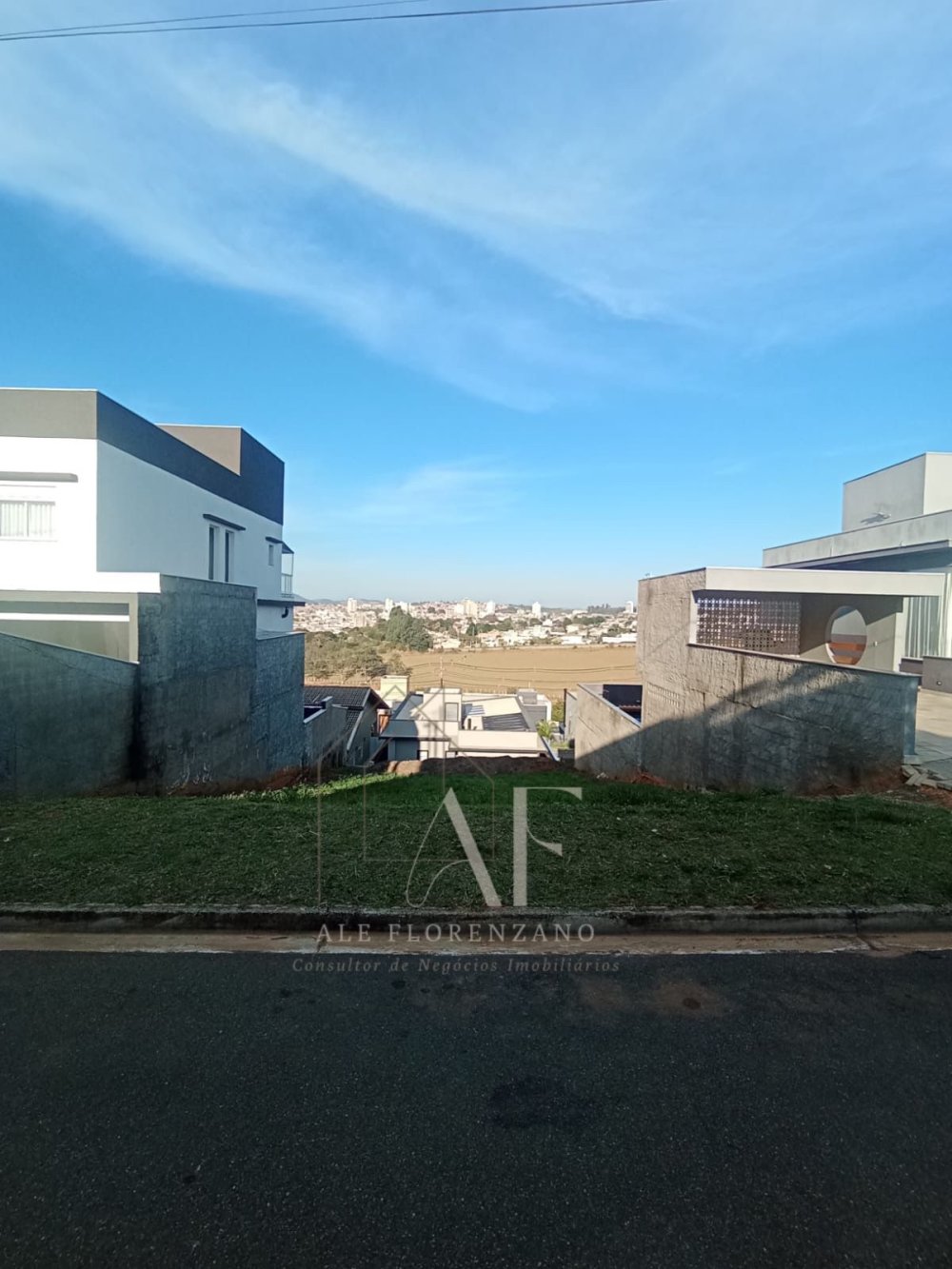 Terreno/Lote à venda  no Condomínio Villa Real de Bragança - Bragança Paulista, SP. Imóveis